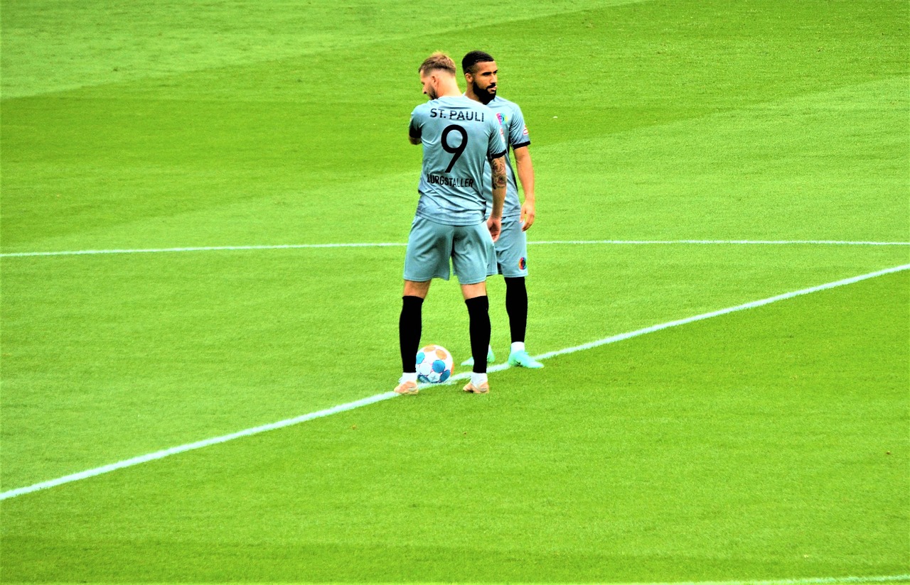 已绑卡实名账号：购买平台有哪些平台好